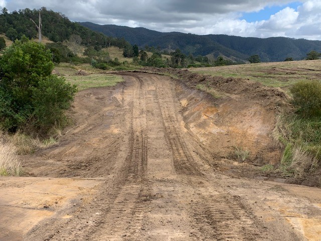 Earthmoving - earthworks - excavation - gully crossing - Conondale